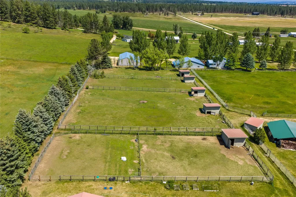 2811 Foxtrotter Trail Victor MT 59875