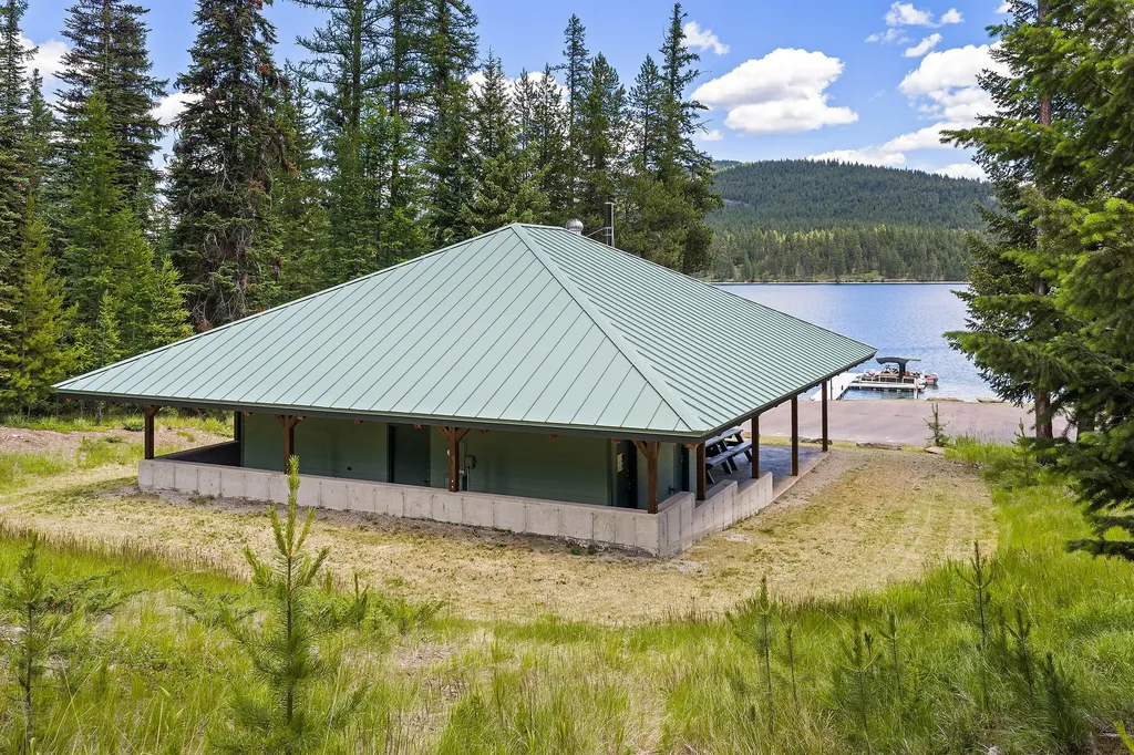 1145 S Mcgregor Lake Road Marion MT 59925