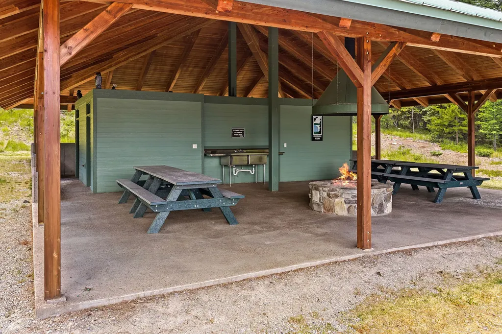 1145 S Mcgregor Lake Road Marion MT 59925