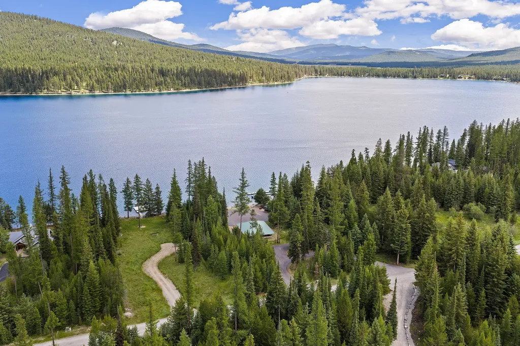 1145 S Mcgregor Lake Road Marion MT 59925