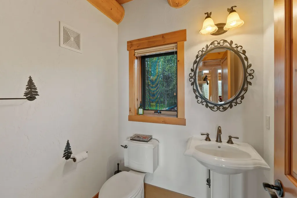 1145 S Mcgregor Lake Road Marion MT 59925