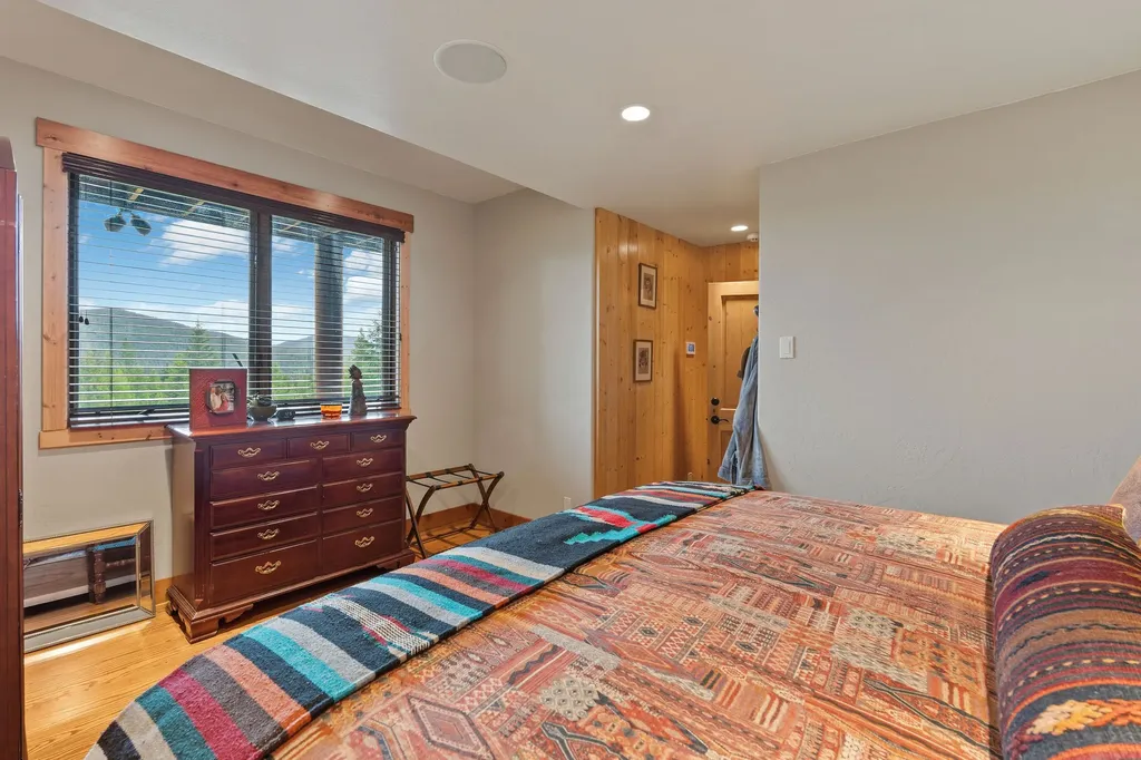 1145 S Mcgregor Lake Road Marion MT 59925