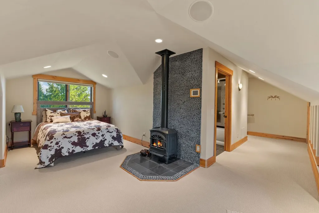 1145 S Mcgregor Lake Road Marion MT 59925