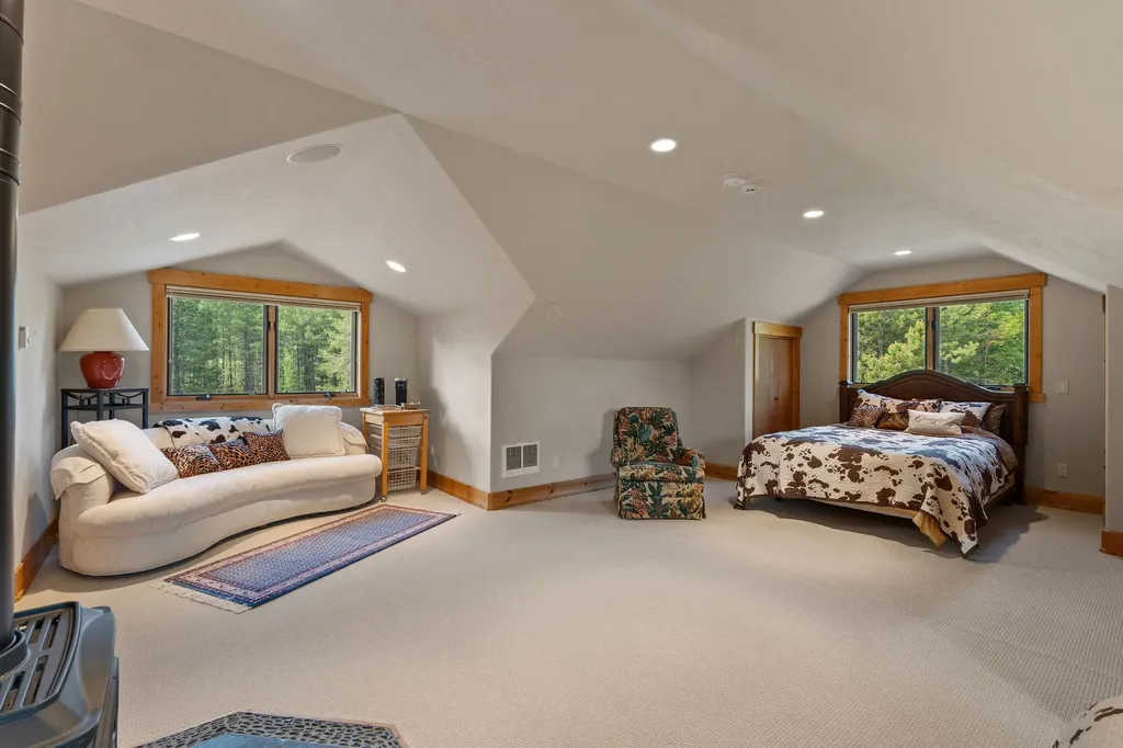 1145 S Mcgregor Lake Road Marion MT 59925