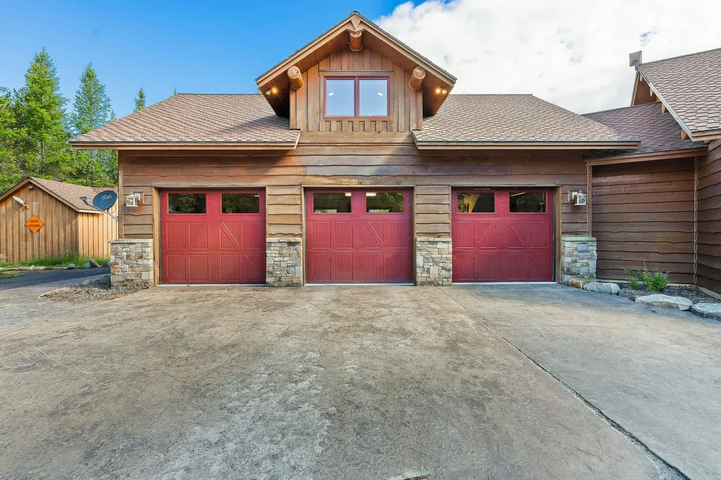 1145 S Mcgregor Lake Road Marion MT 59925
