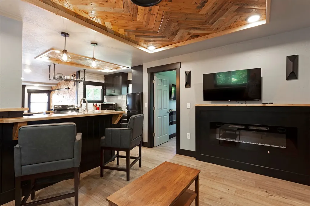 517, 517.5, 525 S 6th Street E Missoula MT 59801