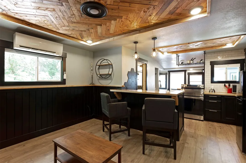 517, 517.5, 525 S 6th Street E Missoula MT 59801