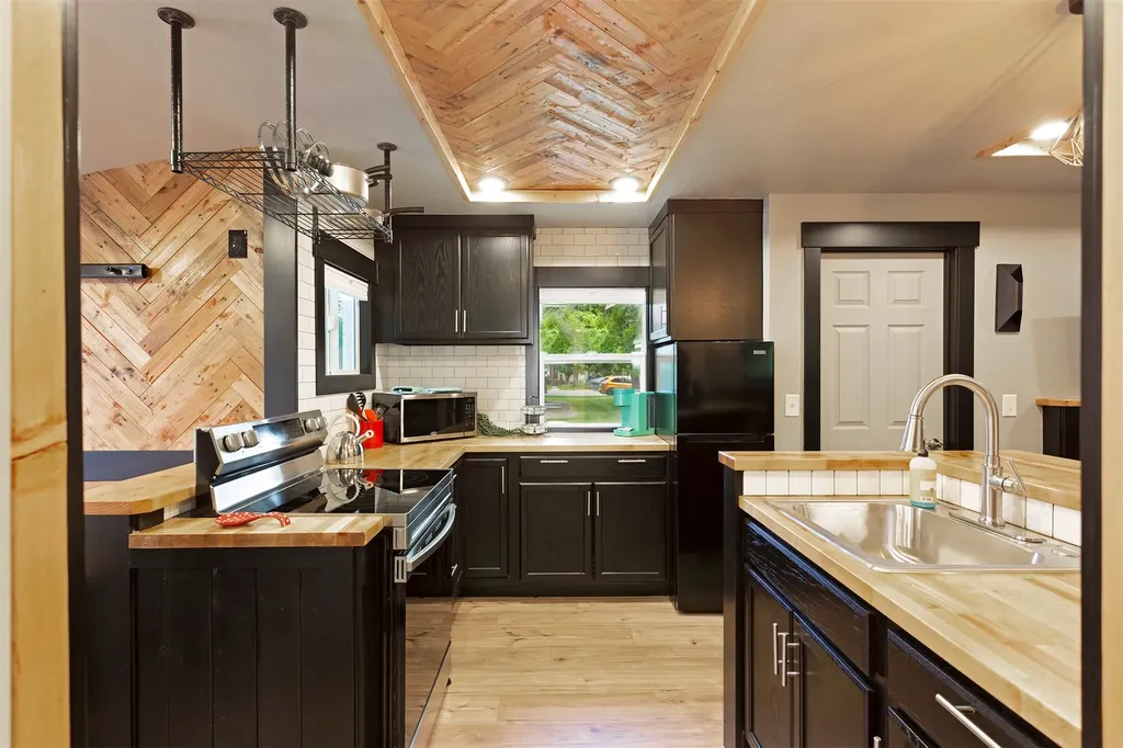 517, 517.5, 525 S 6th Street E Missoula MT 59801