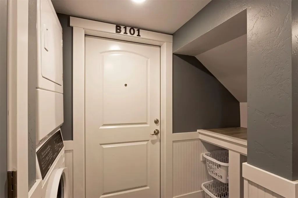 517, 517.5, 525 S 6th Street E Missoula MT 59801
