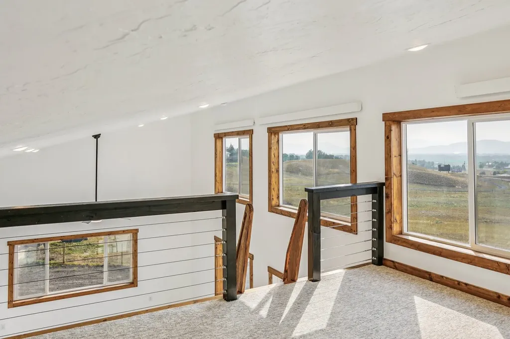 11 Honor Lane Whitehall MT 59759