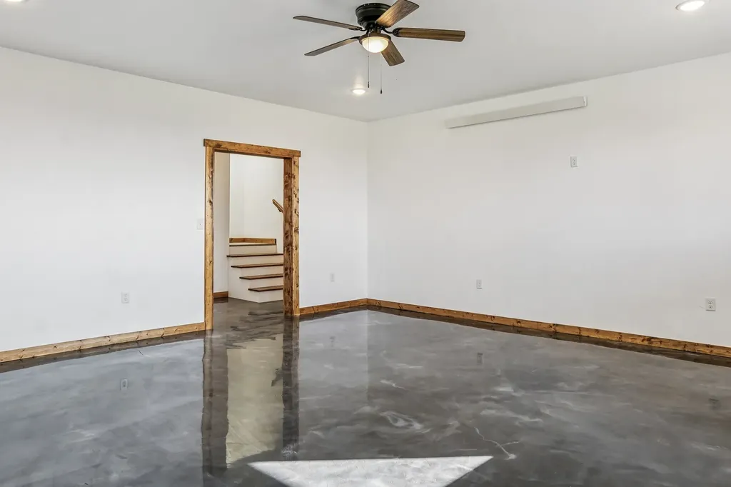 11 Honor Lane Whitehall MT 59759