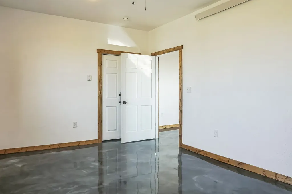 11 Honor Lane Whitehall MT 59759