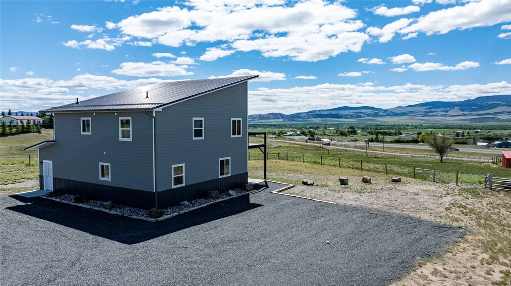 11 Honor Lane Whitehall MT 59759