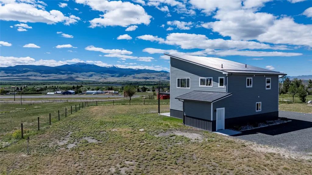 11 Honor Lane Whitehall MT 59759