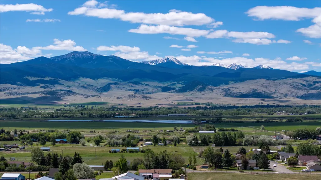 11 Honor Lane Whitehall MT 59759