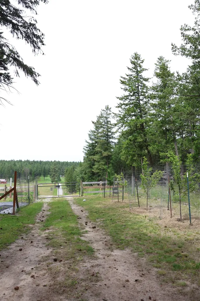 765 Border Lane Rexford MT 59930