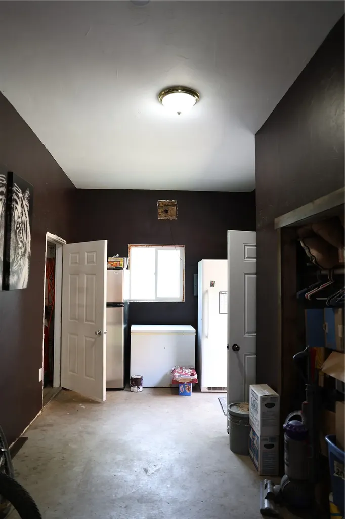 765 Border Lane Rexford MT 59930