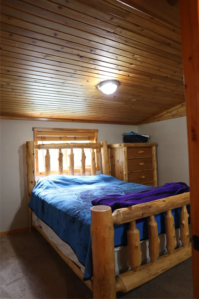 765 Border Lane Rexford MT 59930
