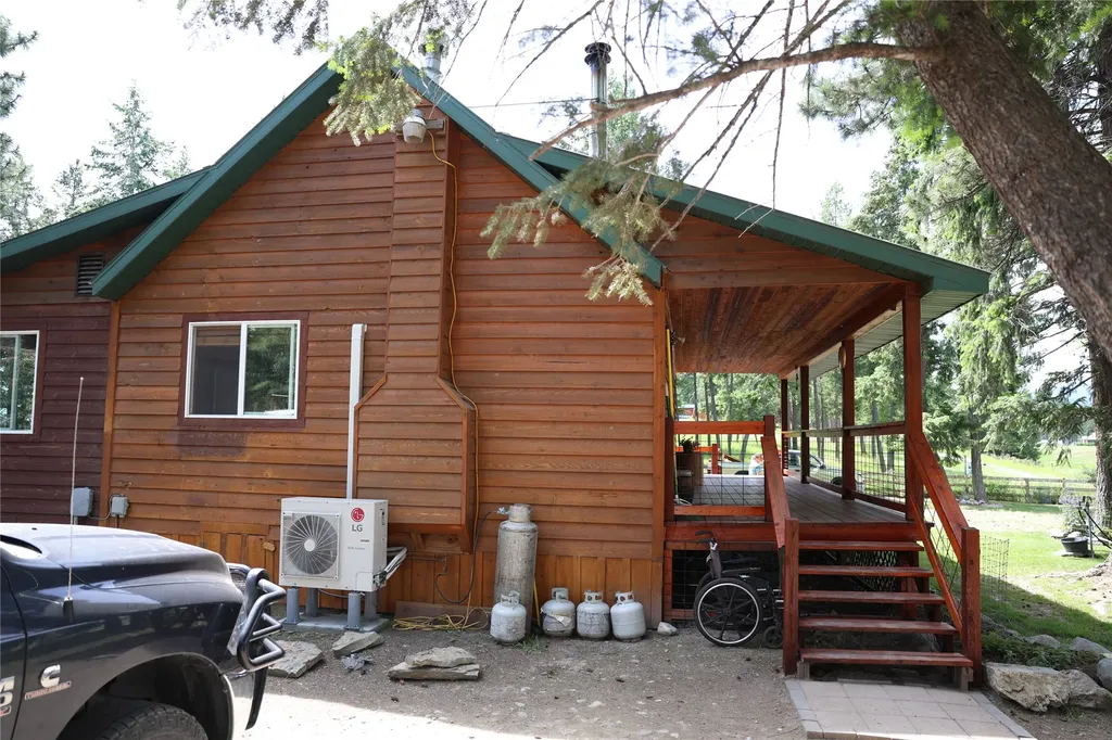 765 Border Lane Rexford MT 59930