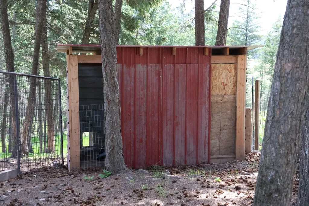 765 Border Lane Rexford MT 59930
