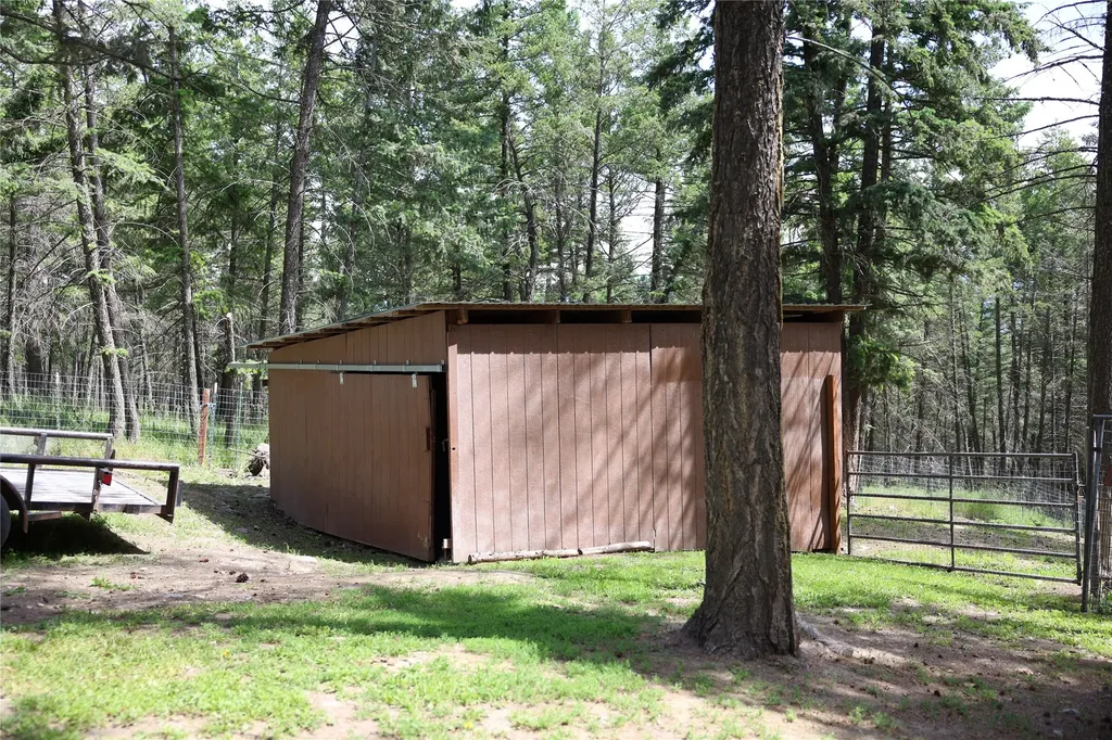 765 Border Lane Rexford MT 59930