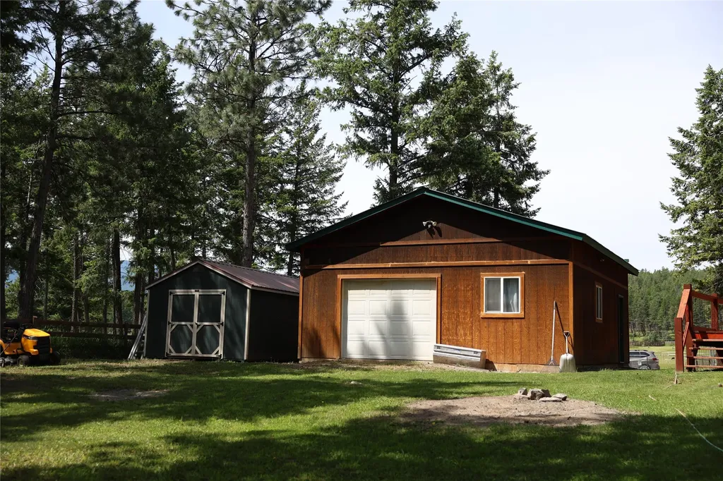 765 Border Lane Rexford MT 59930