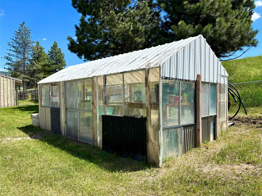 5945 Heartache Road East Helena MT 59635