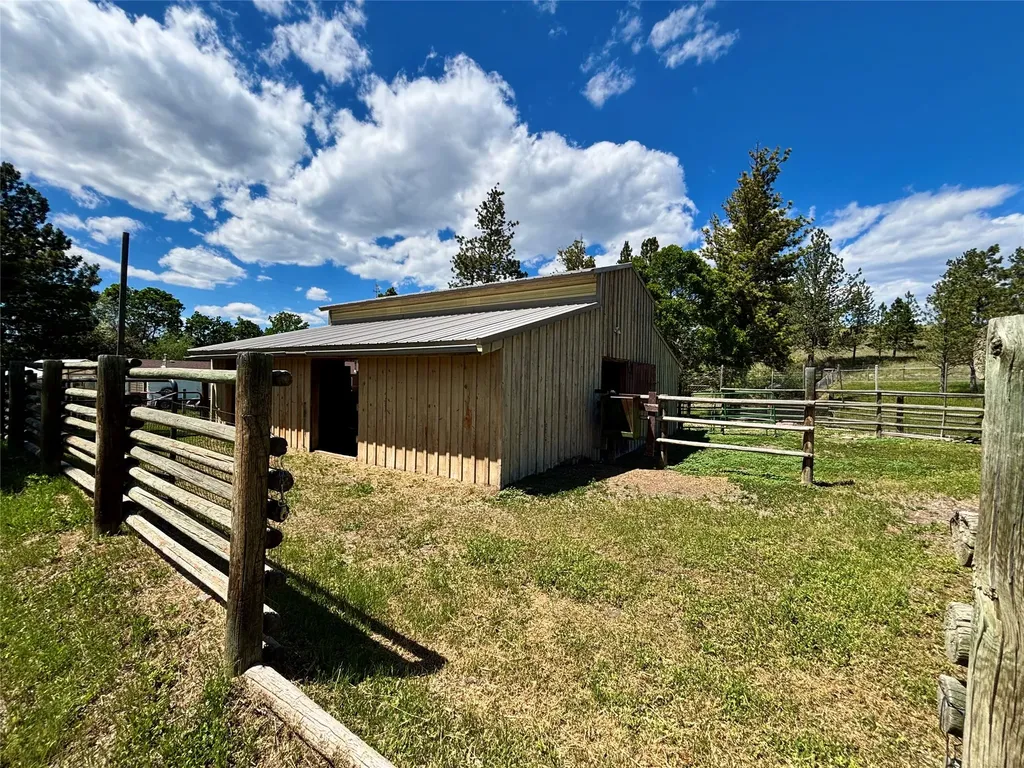 5945 Heartache Road East Helena MT 59635