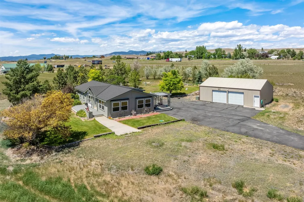 81 Yellowstone Trail Whitehall MT 59759