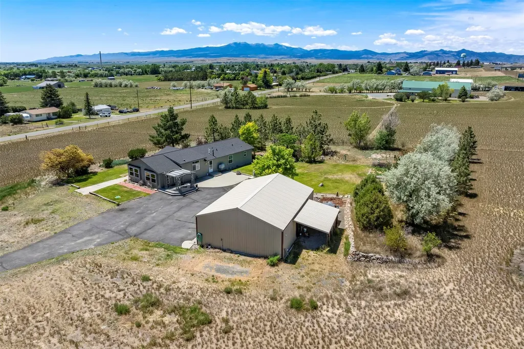 81 Yellowstone Trail Whitehall MT 59759