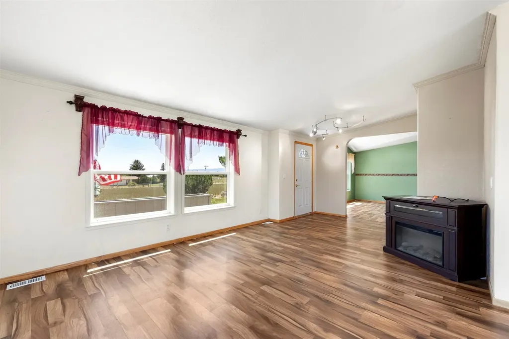 81 Yellowstone Trail Whitehall MT 59759