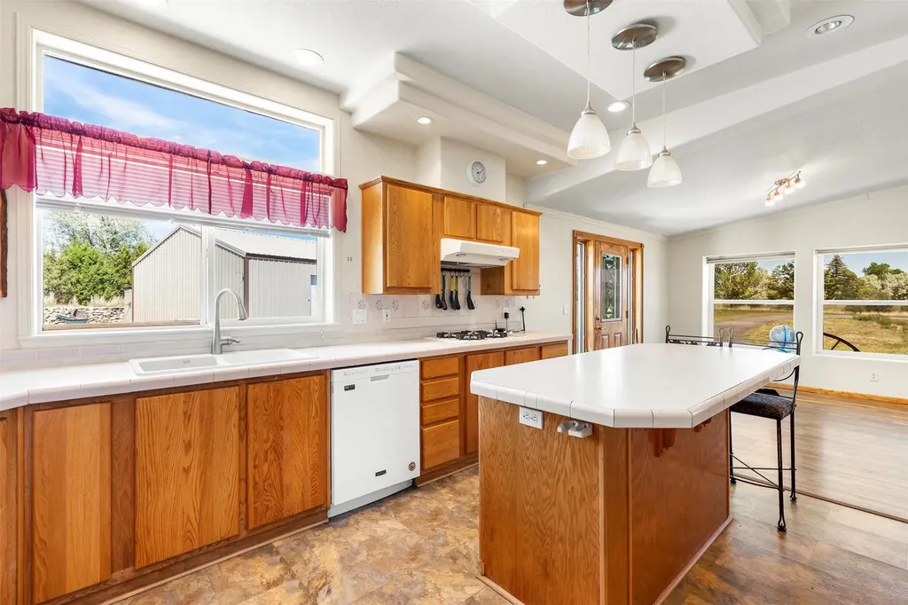 81 Yellowstone Trail Whitehall MT 59759