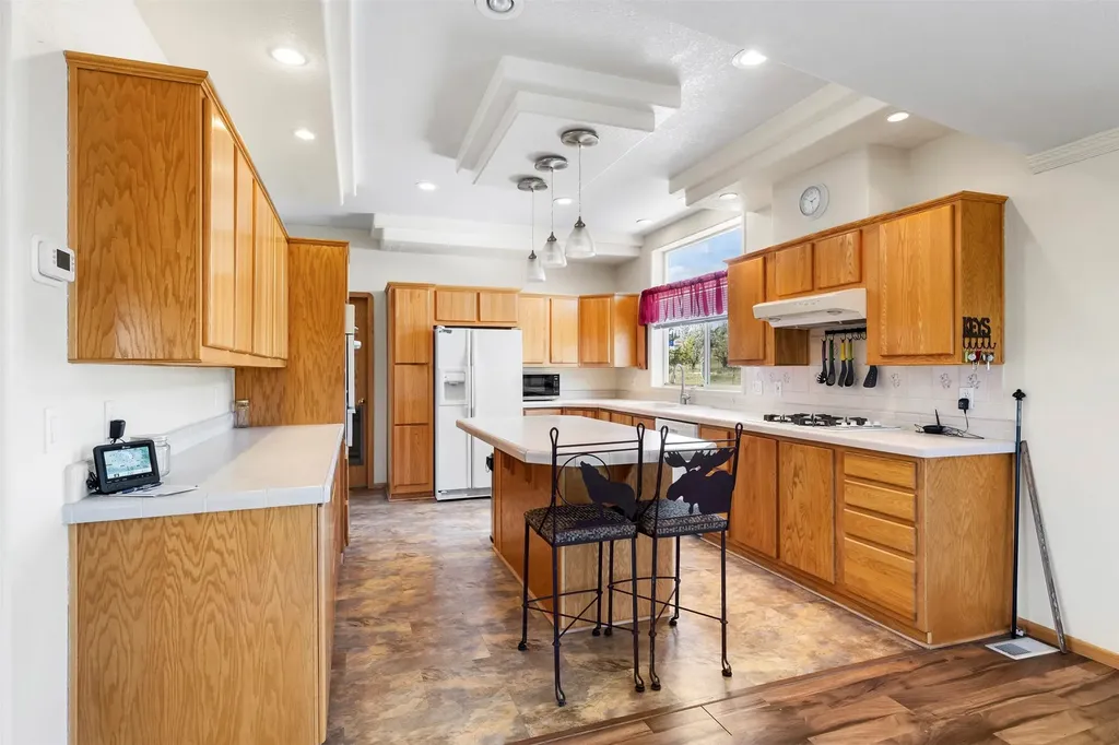 81 Yellowstone Trail Whitehall MT 59759