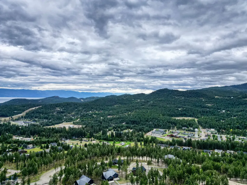 166 Blacktail Loop Lakeside MT 59922