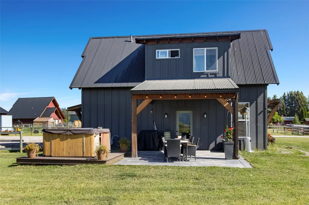 40 Stardust Trail Columbia Falls MT 59912