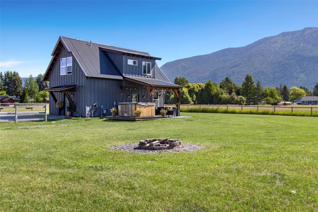 40 Stardust Trail Columbia Falls MT 59912