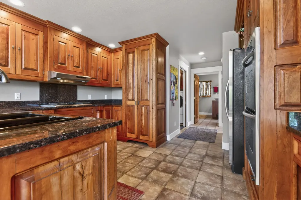 6190 Hauser Dam Road Helena MT 59602