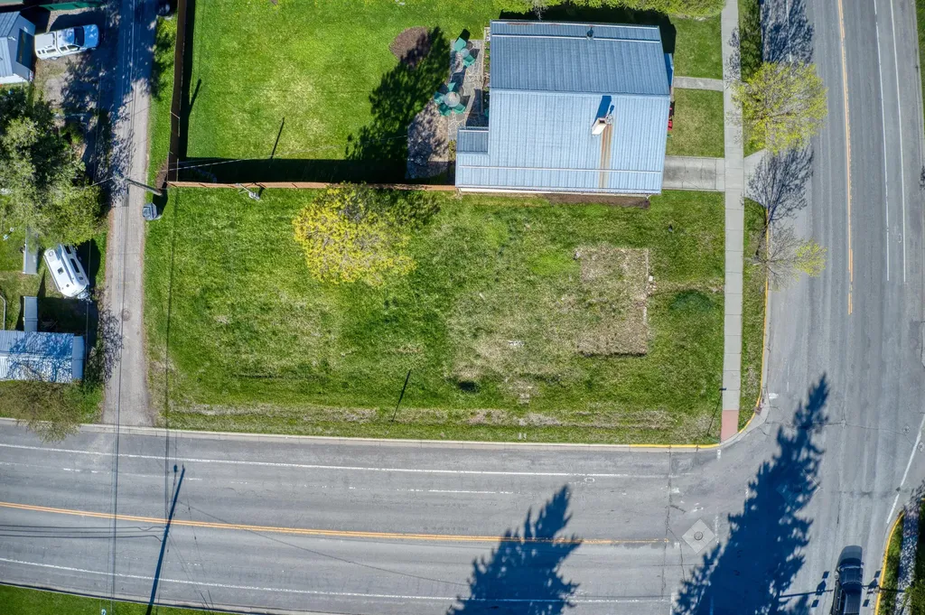 1049 E 2nd Street Whitefish MT 59937