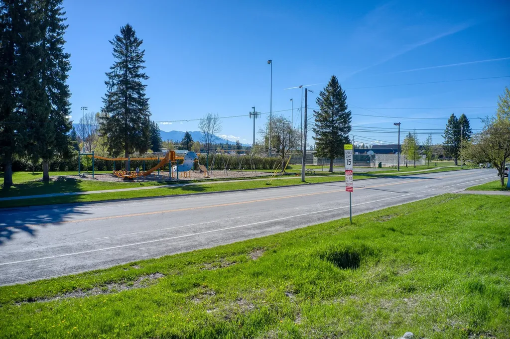 1049 E 2nd Street Whitefish MT 59937