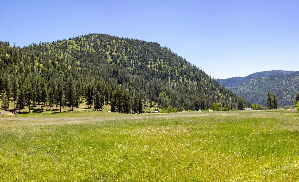 Nhn Highway 10 E Clinton MT 59825