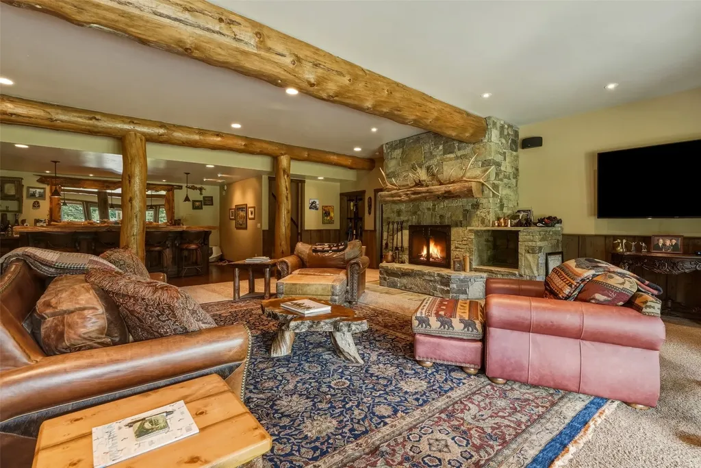 564 Stan Morris Trail Hamilton MT 59840
