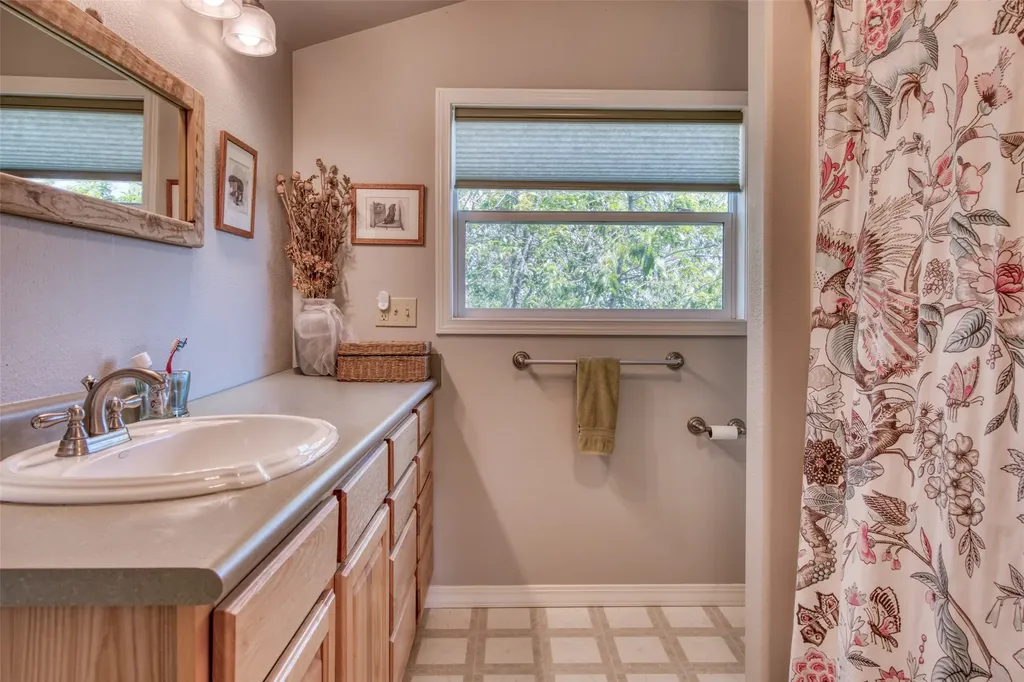 255 Meadowlark Lane Hamilton MT 59840