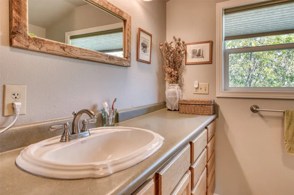 255 Meadowlark Lane Hamilton MT 59840