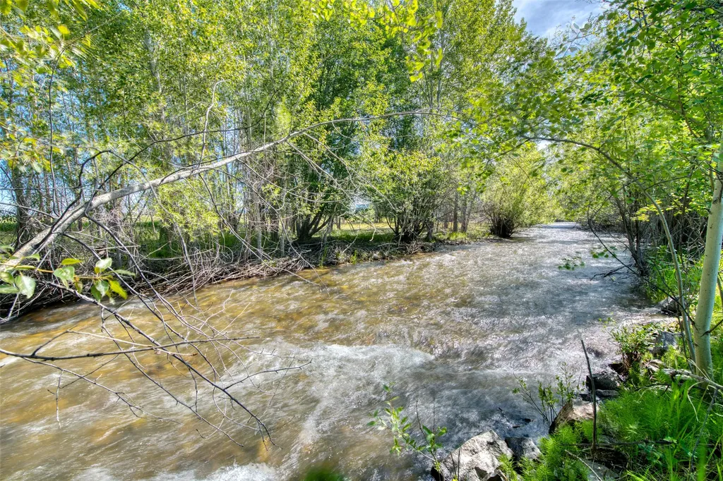 255 Meadowlark Lane Hamilton MT 59840
