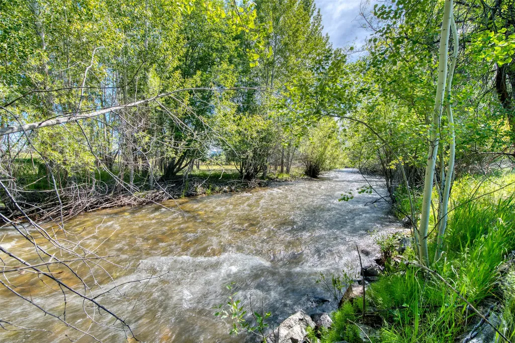 255 Meadowlark Lane Hamilton MT 59840