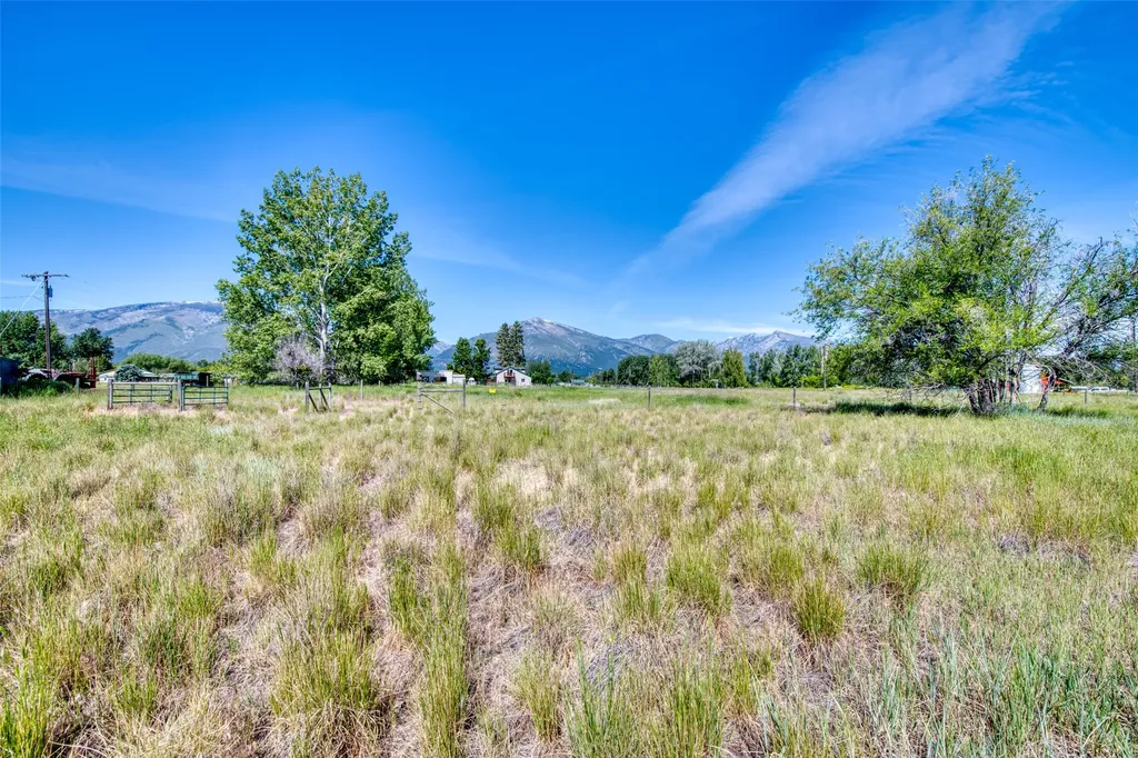 255 Meadowlark Lane Hamilton MT 59840