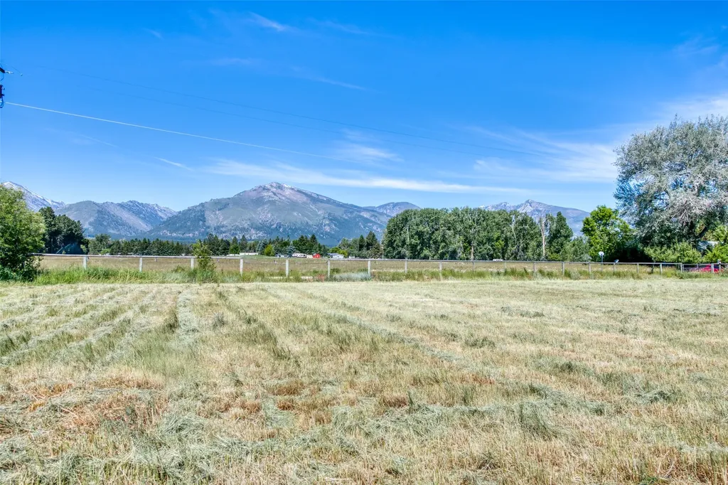 255 Meadowlark Lane Hamilton MT 59840