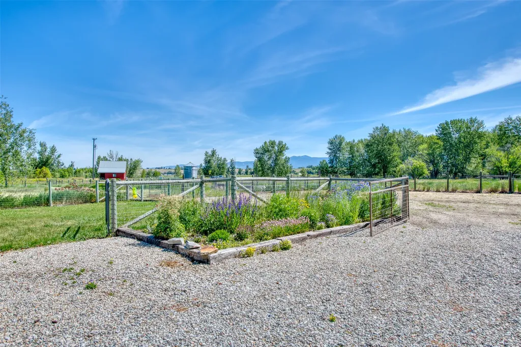 255 Meadowlark Lane Hamilton MT 59840