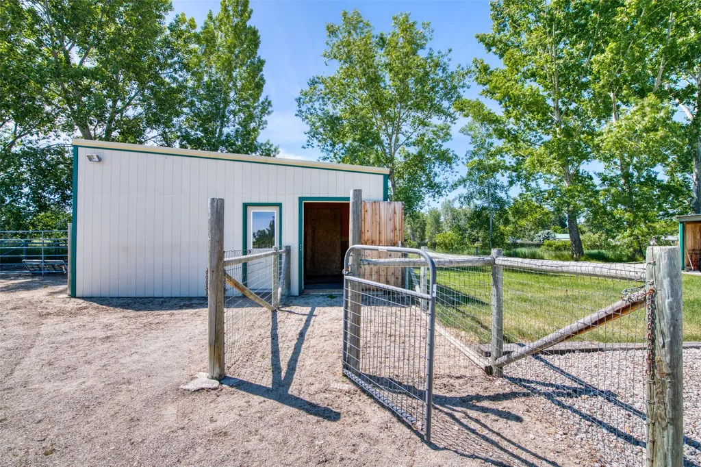 255 Meadowlark Lane Hamilton MT 59840