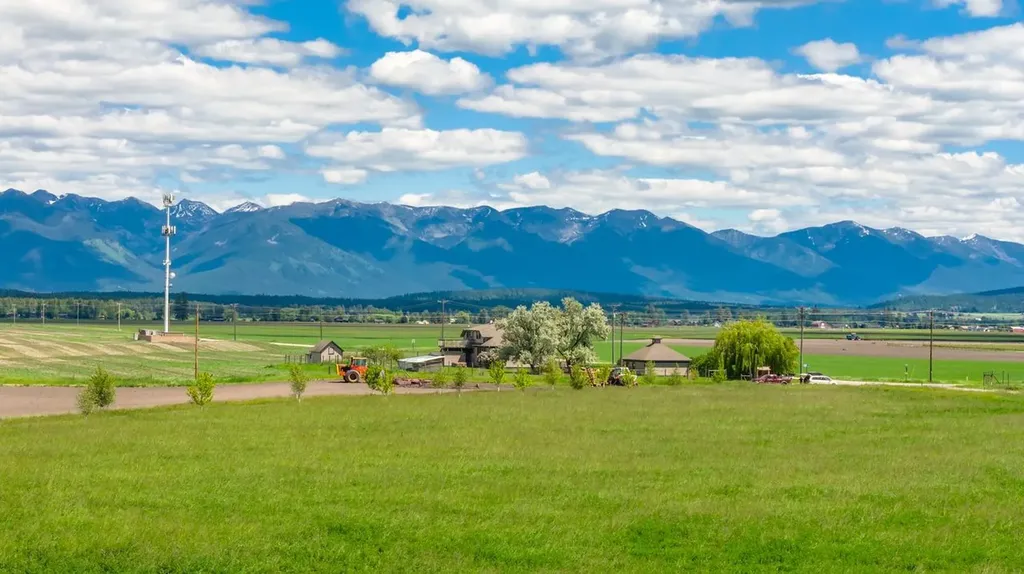 2405 Lower Valley Road Kalispell MT 59901